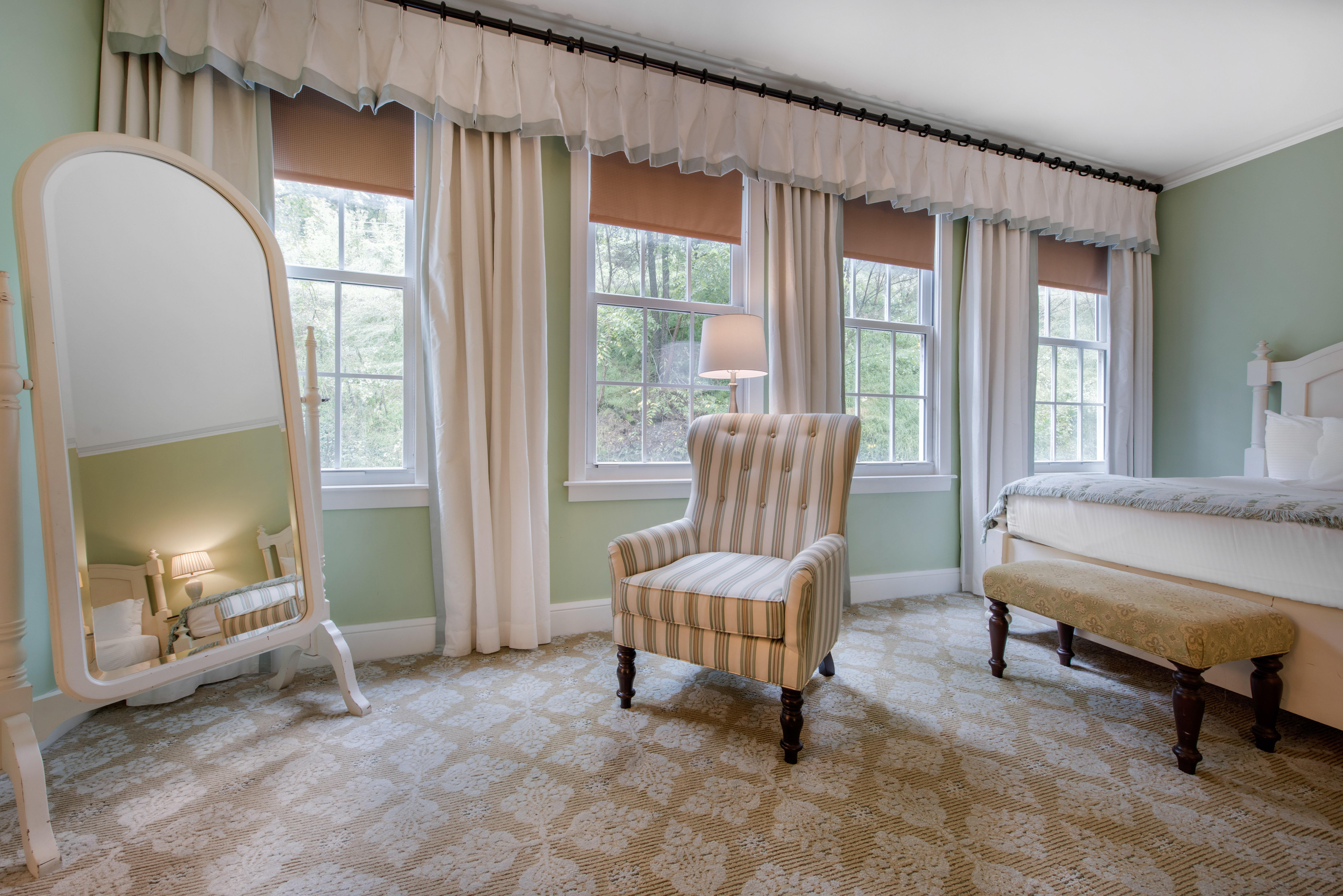 Omni Bedford Springs Resort & Spa Ngoại thất bức ảnh